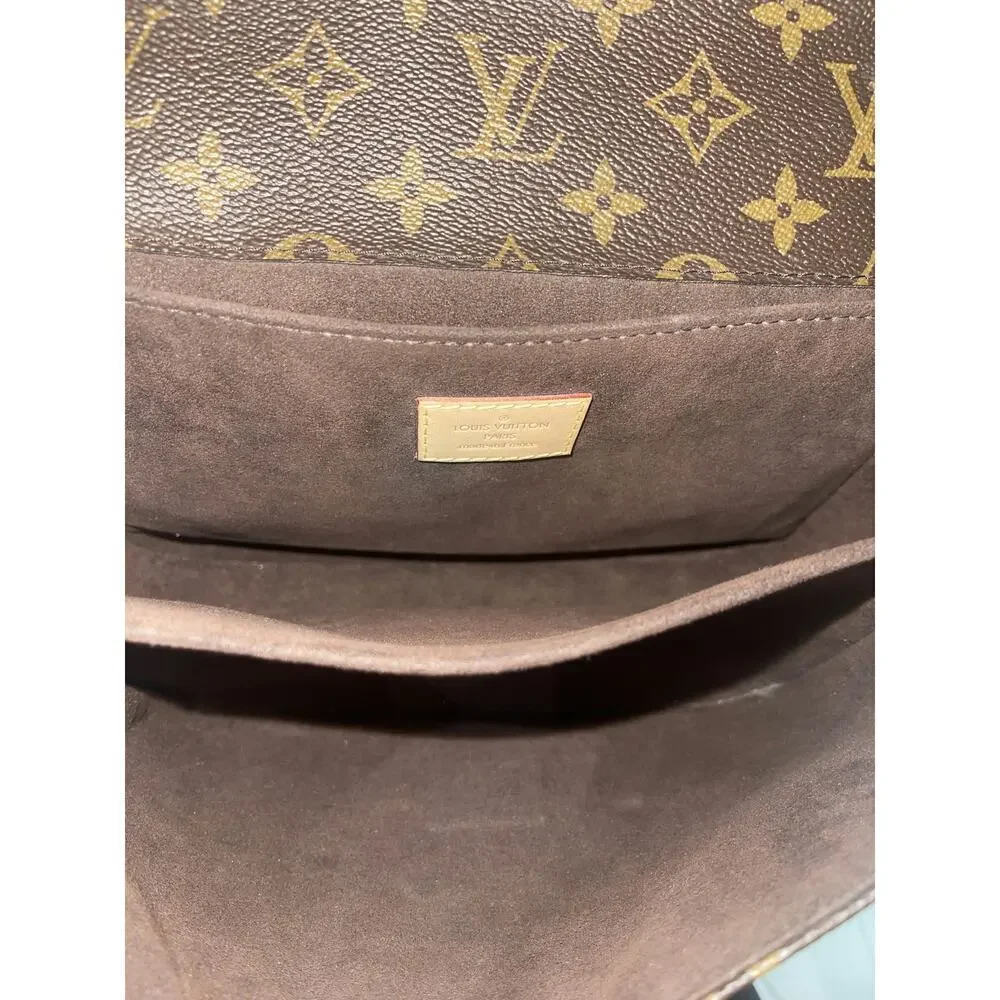 Louis Vuitton Monogram Canvas Pochette Métis Handbag